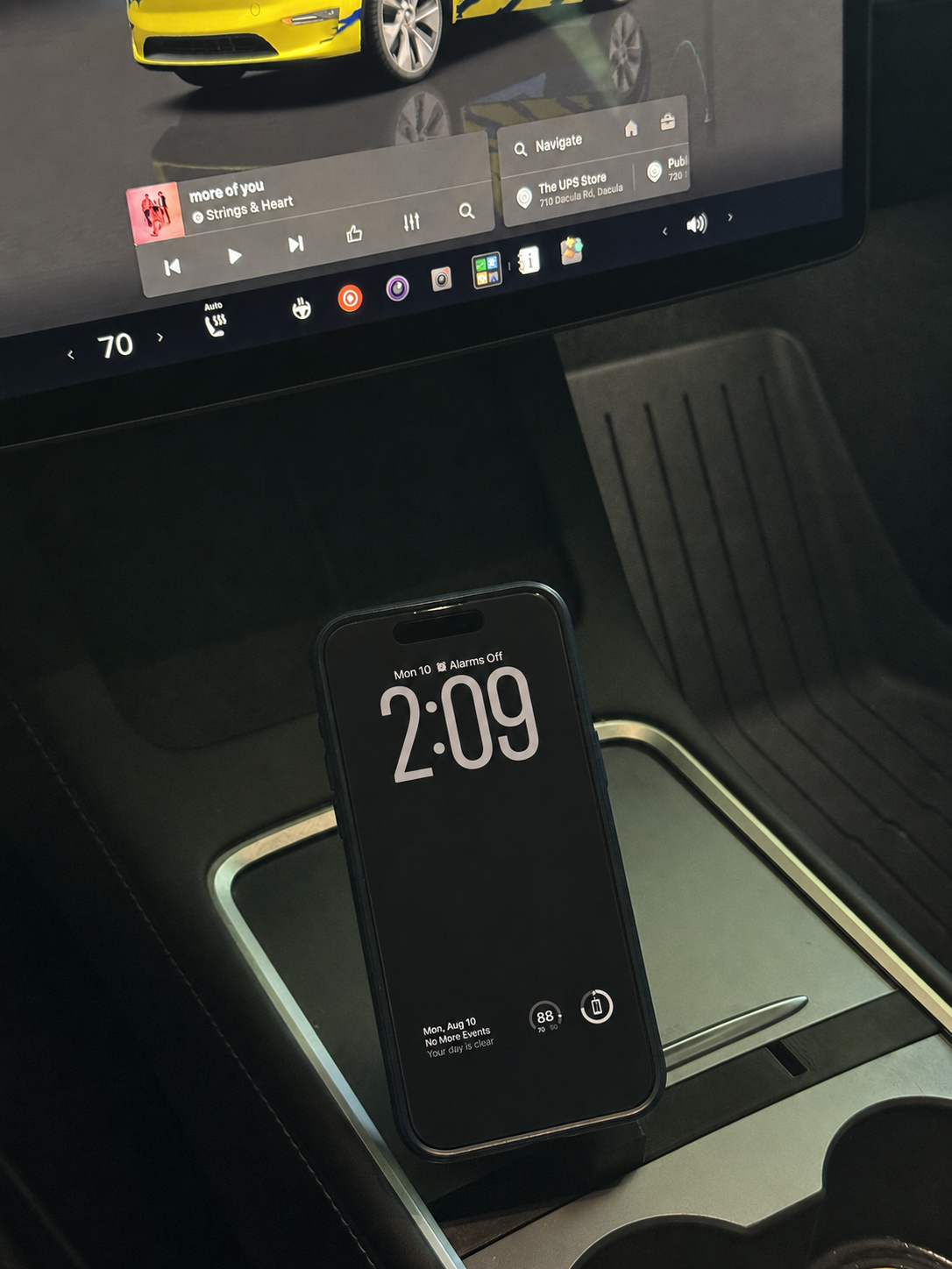 Tesla Model Y 2021-2024 MagSafe iPhone Charger