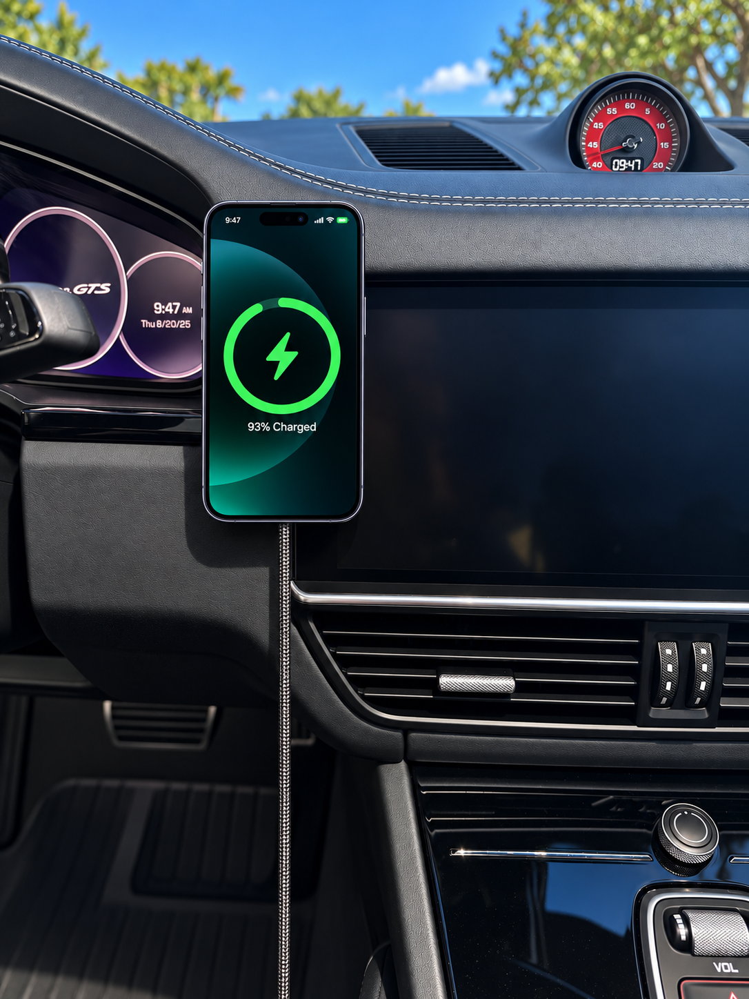 Porsche Cayenne 2019–2023 MagSafe iPhone Charger
