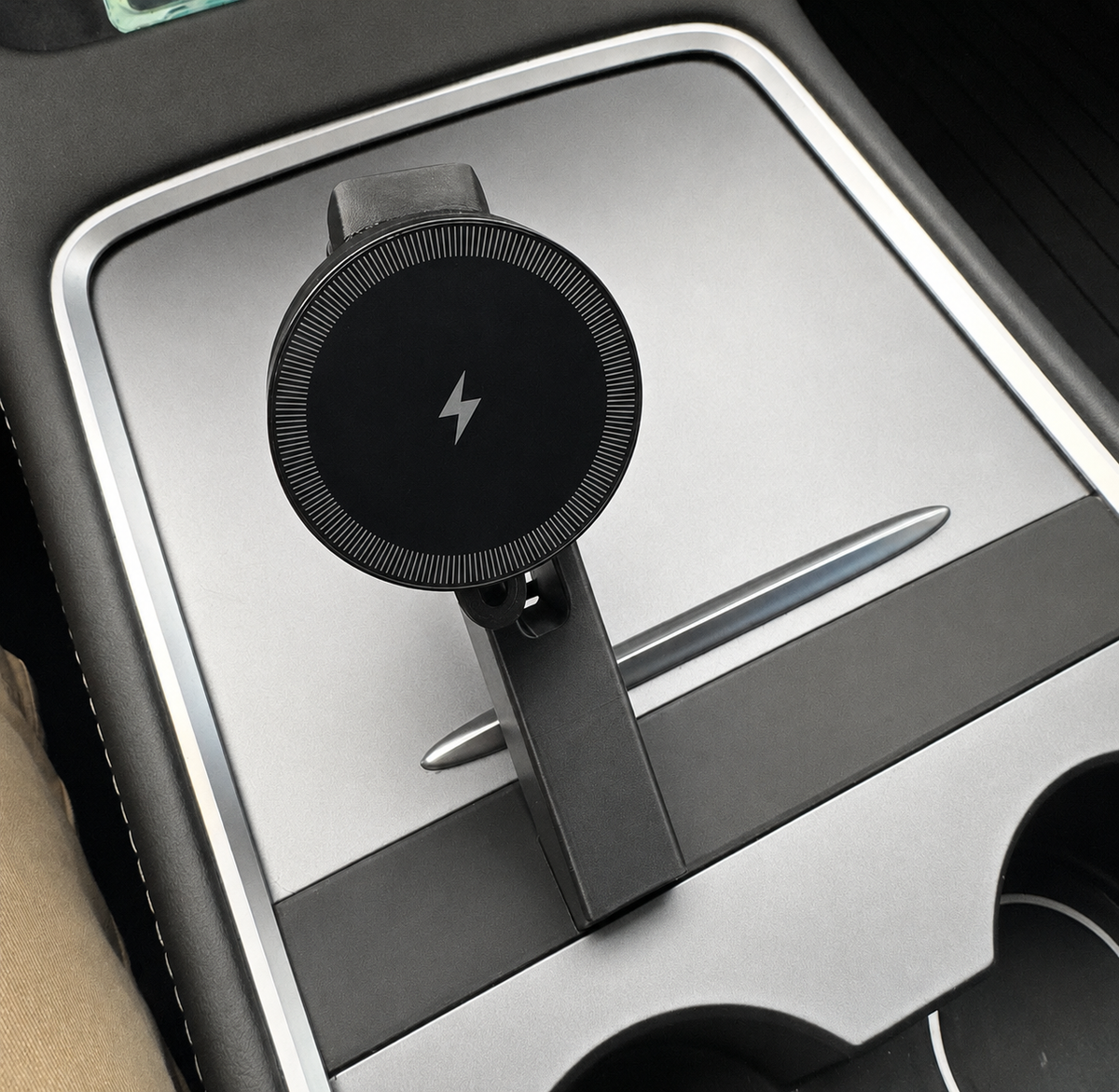 Tesla Model Y 2021-2024 MagSafe iPhone Charger