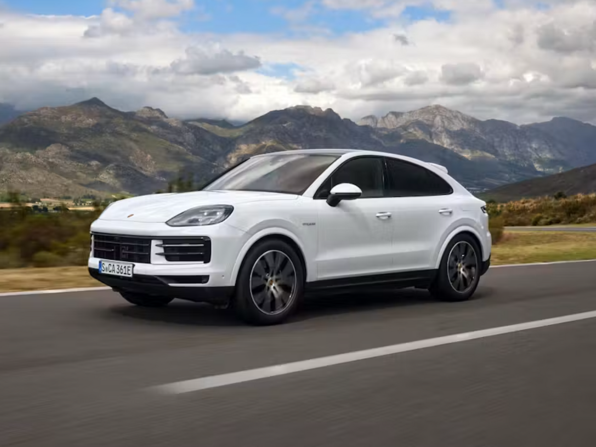 Porsche Cayenne 2019–2023 MagSafe iPhone Charger